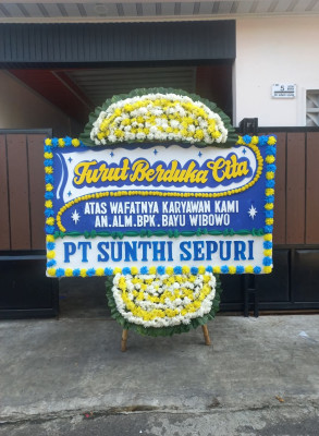 Papan Bunga Duka di Padang Tualang