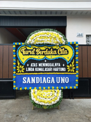 Papan Bunga Duka di Padang Tualang