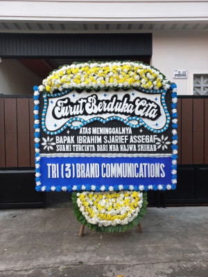 Papan Bunga Duka di Padang Tualang